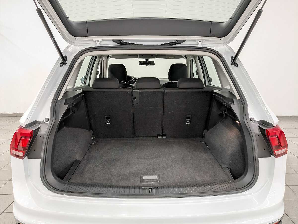 Купить Volkswagen Tiguan, 2021, 125 676 км.. Фото: #9