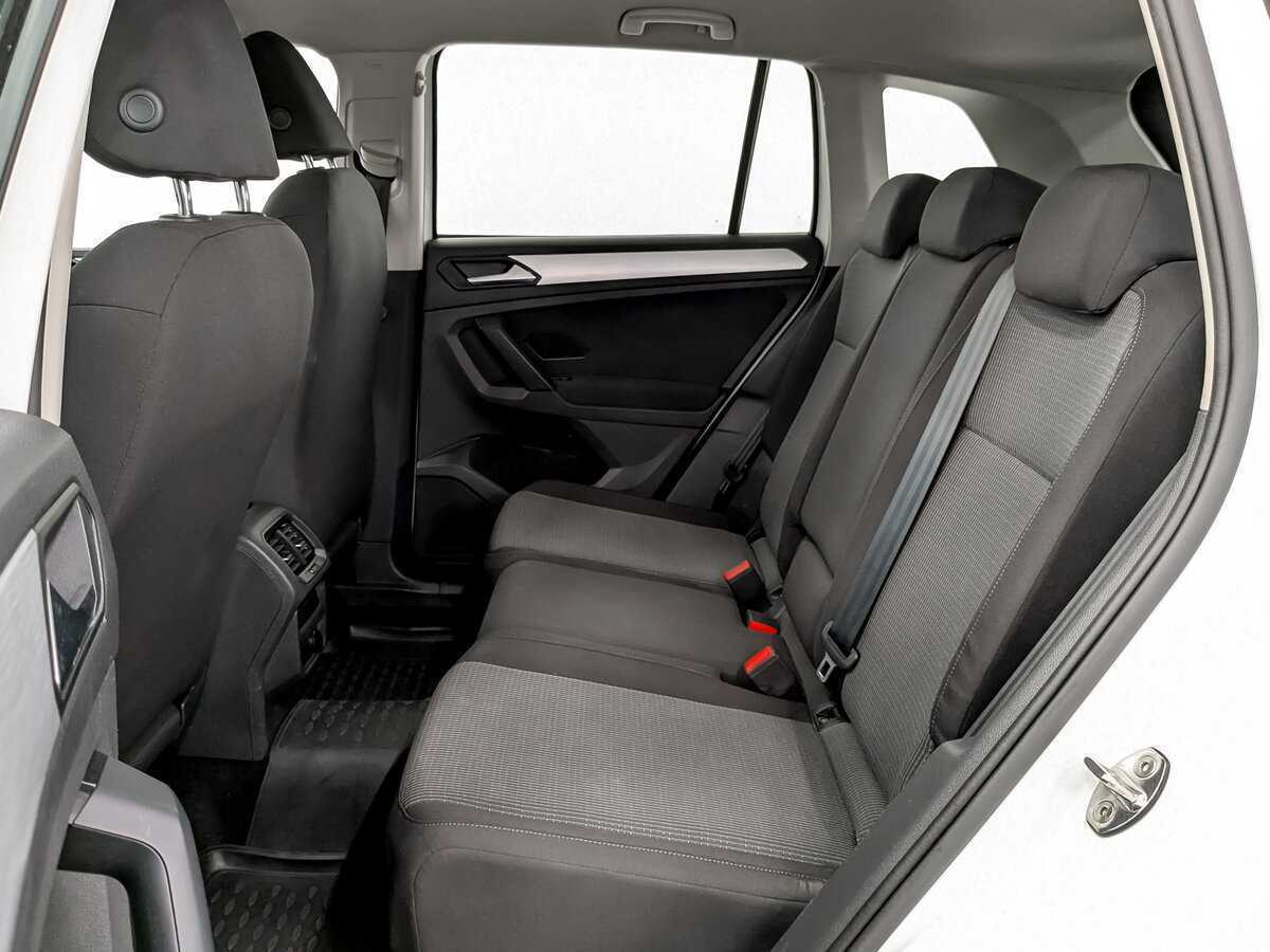 Купить Volkswagen Tiguan, 2021, 125 676 км.. Фото: #11