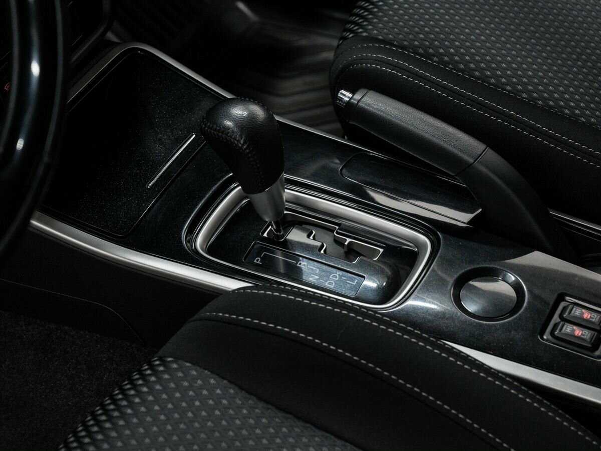 Купить Митсубиши Оутлэндер, 2018, 179 363 км.. Фото: #15