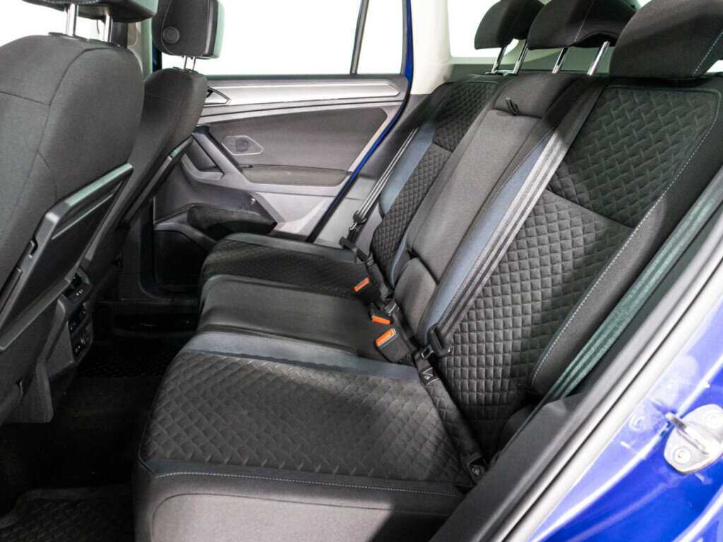 Купить Volkswagen Tiguan, 2019, 116 996 км.. Фото: #9