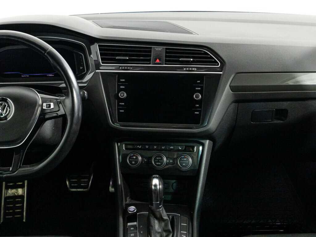 Купить Volkswagen Tiguan, 2019, 116 996 км.. Фото: #13