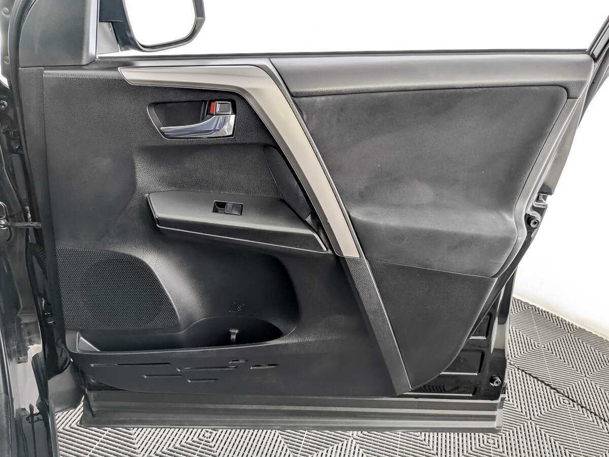 Купить Toyota RAV4, 2017, 98 540 км.. Фото: #22