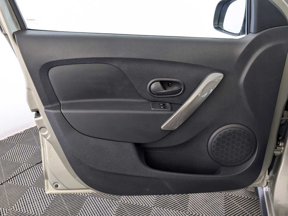 Купить Рено Сандеро, 2021, 80 665 км.. Фото: #16