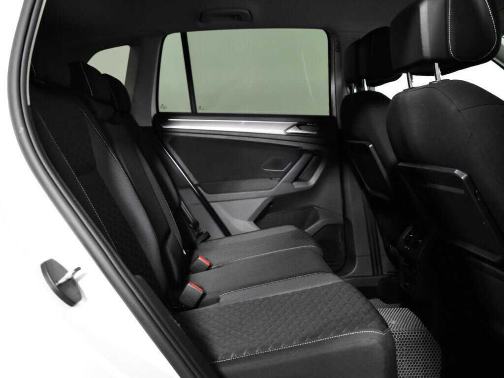 Купить Volkswagen Tiguan, 2019, 77 774 км.. Фото: #9