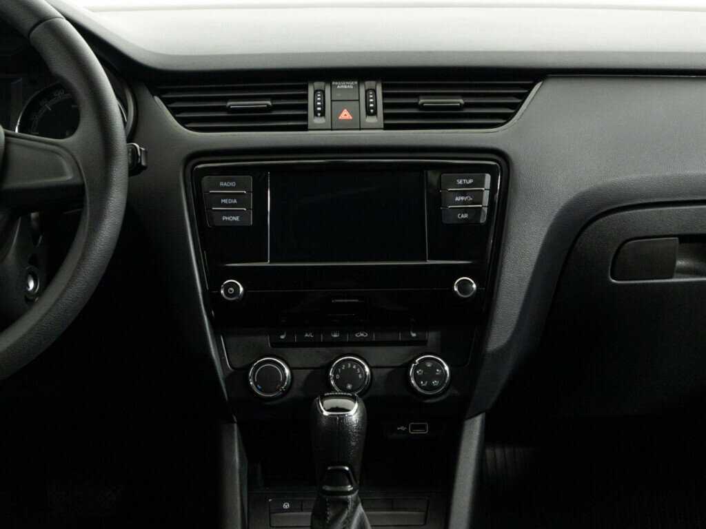 Купить Шкода Октавия, 2018, 65 366 км.. Фото: #13