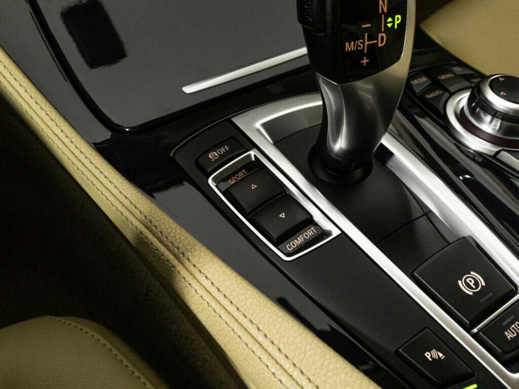 Купить BMW 5 серии, 2014, 124 174 км.. Фото: #19