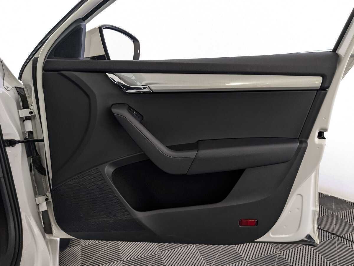 Купить Шкода Октавия, 2016, 213 767 км.. Фото: #23