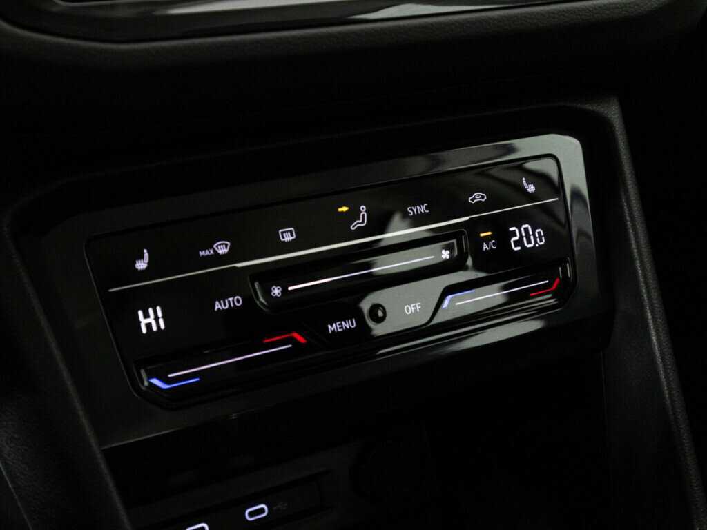 Купить Volkswagen Tiguan, 2021, 34 956 км.. Фото: #16