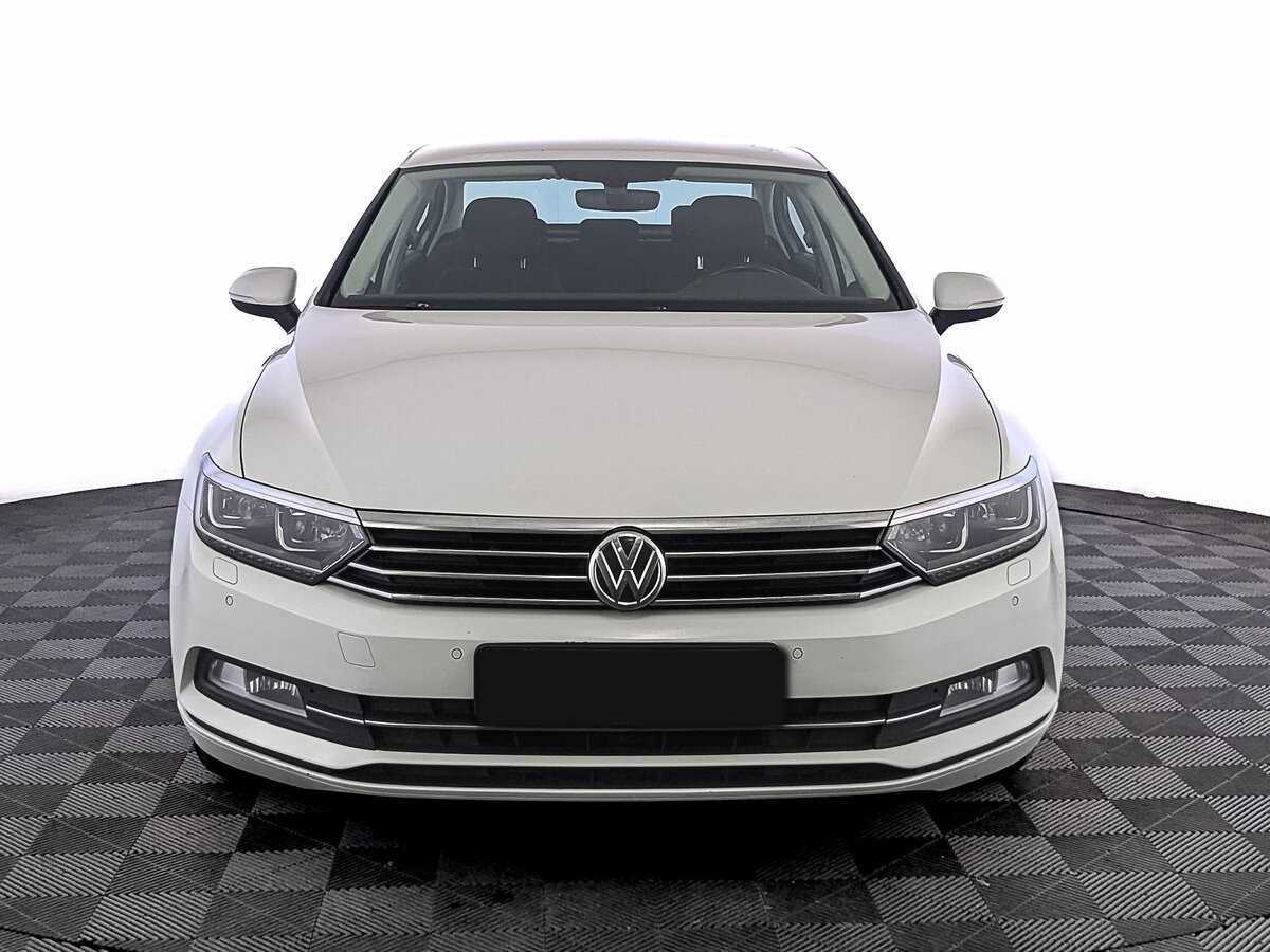 Купить Volkswagen Passat, 2019, 88 389 км.. Фото: #1