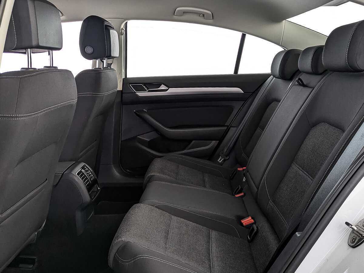 Купить Volkswagen Passat, 2019, 88 389 км.. Фото: #17