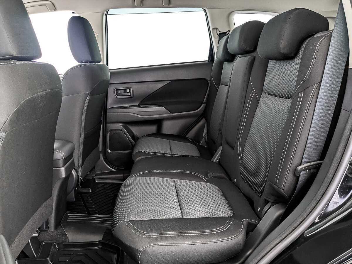 Купить Mitsubishi Outlander, 2021, 28 689 км.. Фото: #17