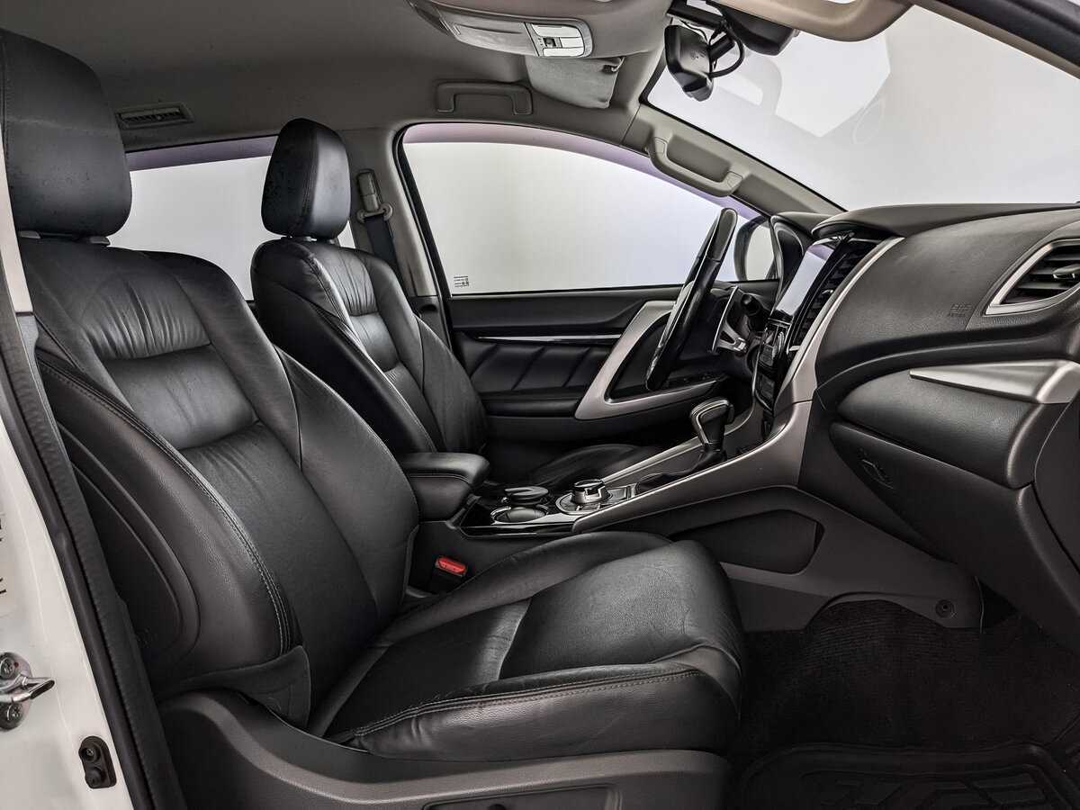 Купить Mitsubishi Pajero Sport, 2017, 187 635 км.. Фото: #21