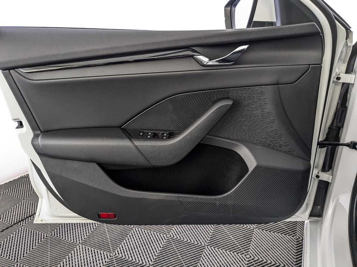 Купить Skoda Octavia, 2021, 69 335 км.. Фото: #18