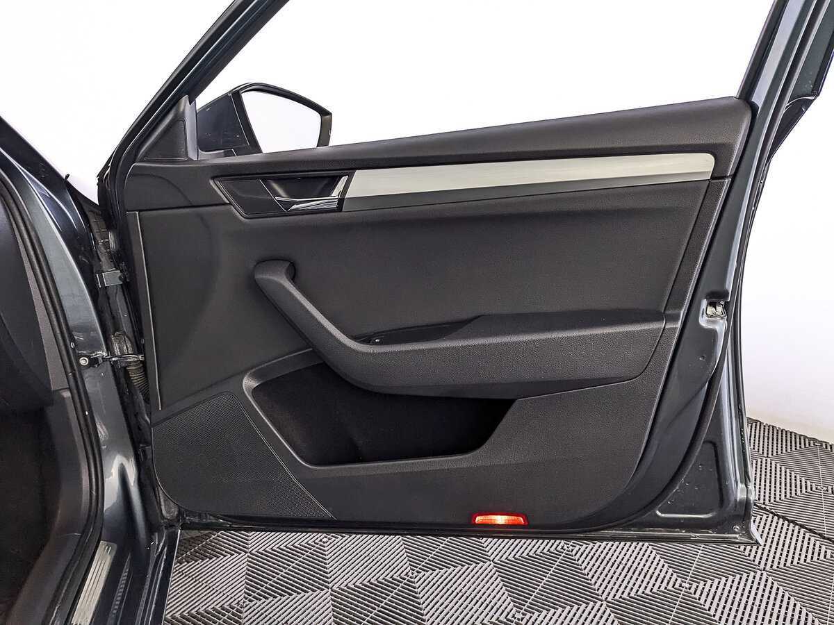 Купить Skoda Superb, 2019, 136 655 км.. Фото: #24