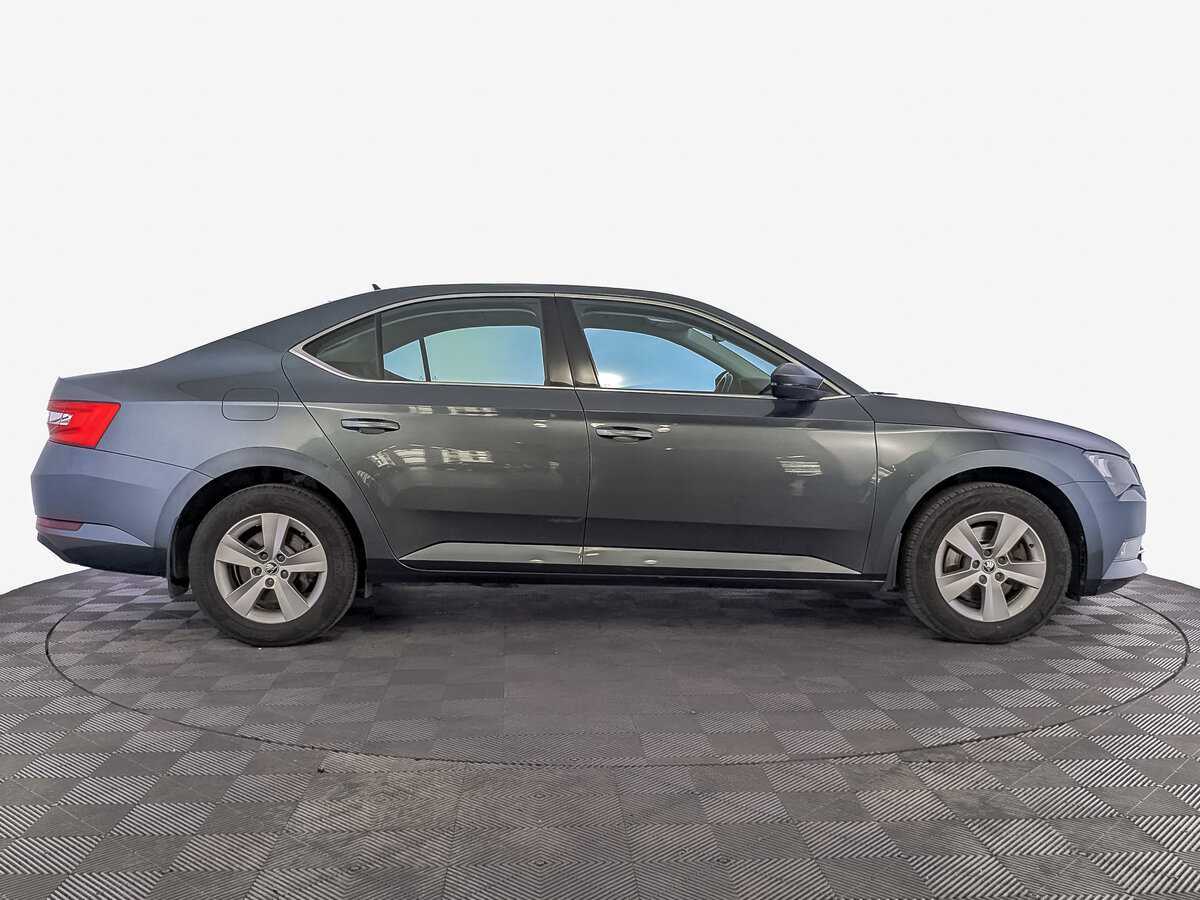 Купить Skoda Superb, 2019, 155 899 км.. Фото: #3