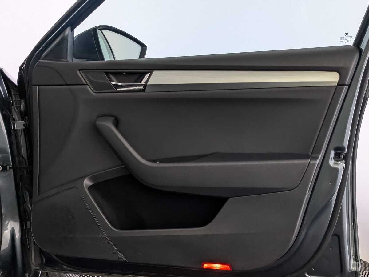 Купить Skoda Superb, 2019, 155 899 км.. Фото: #23