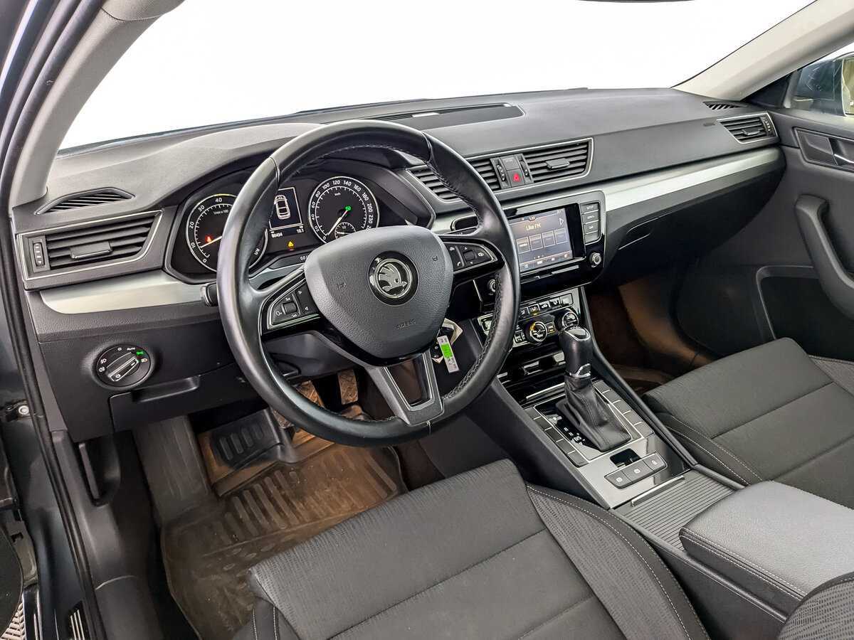 Купить Skoda Superb, 2018, 80 419 км.. Фото: #15