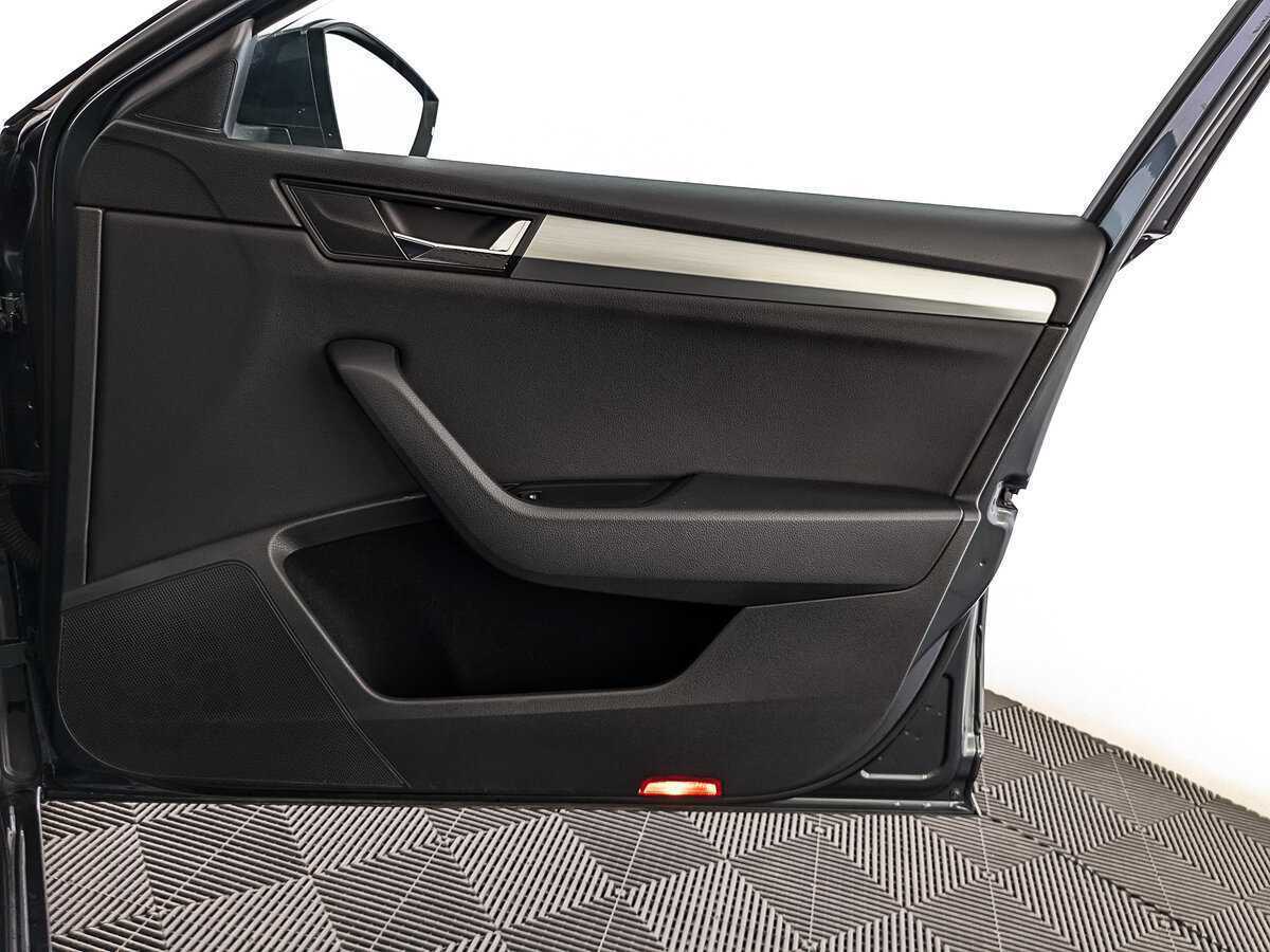 Купить Skoda Superb, 2019, 121 088 км.. Фото: #22