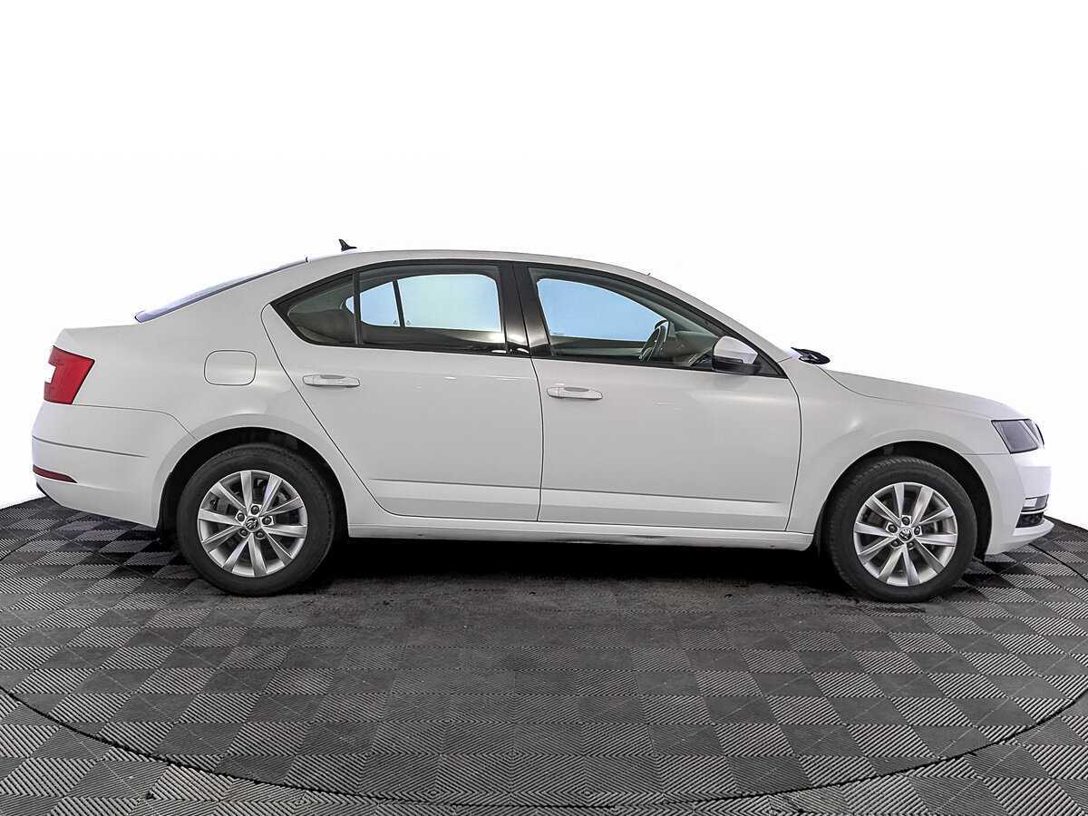 Купить Шкода Октавия, 2019, 125 255 км.. Фото: #3