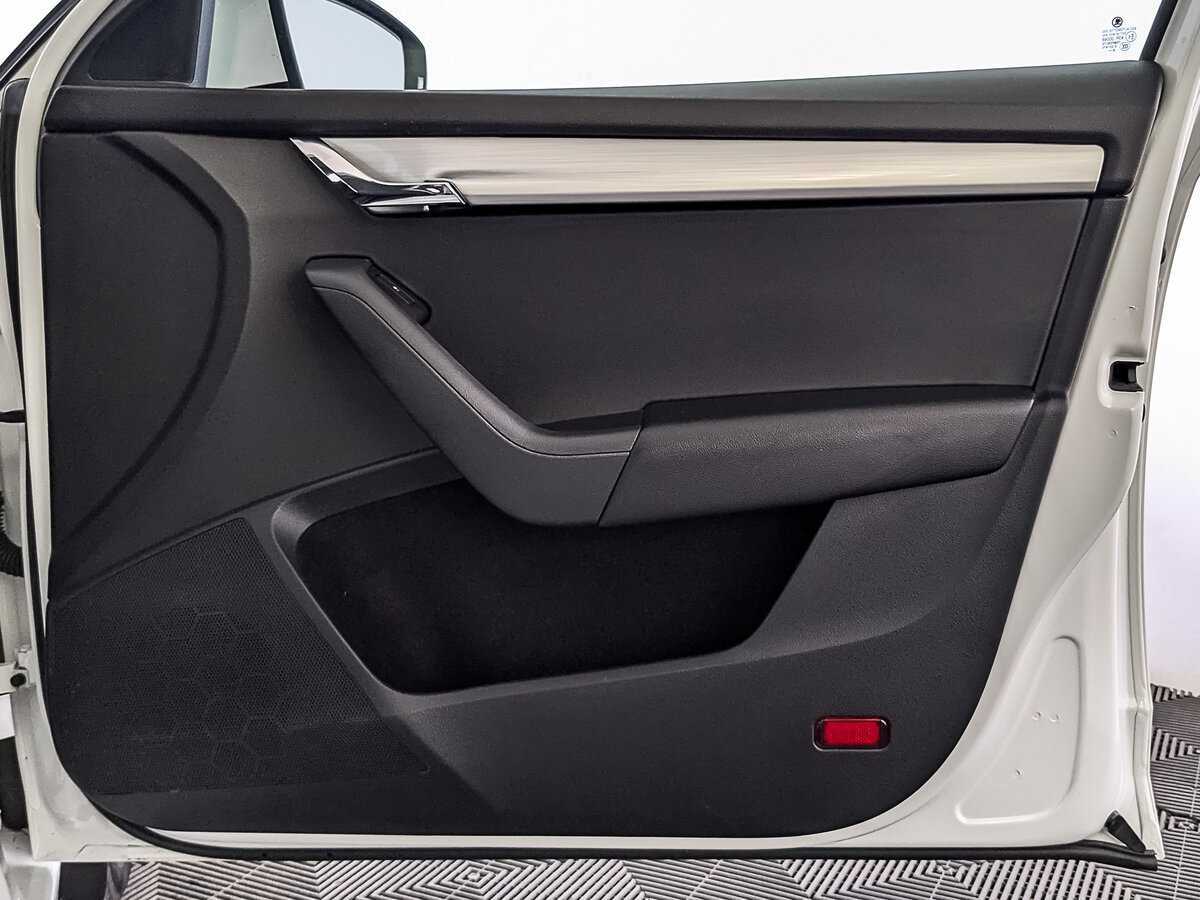 Купить Шкода Октавия, 2019, 125 255 км.. Фото: #22