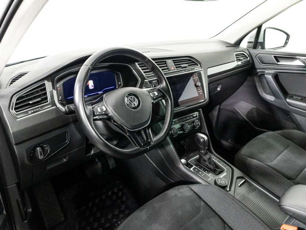 Купить Volkswagen Tiguan, 2019, 90 940 км.. Фото: #10
