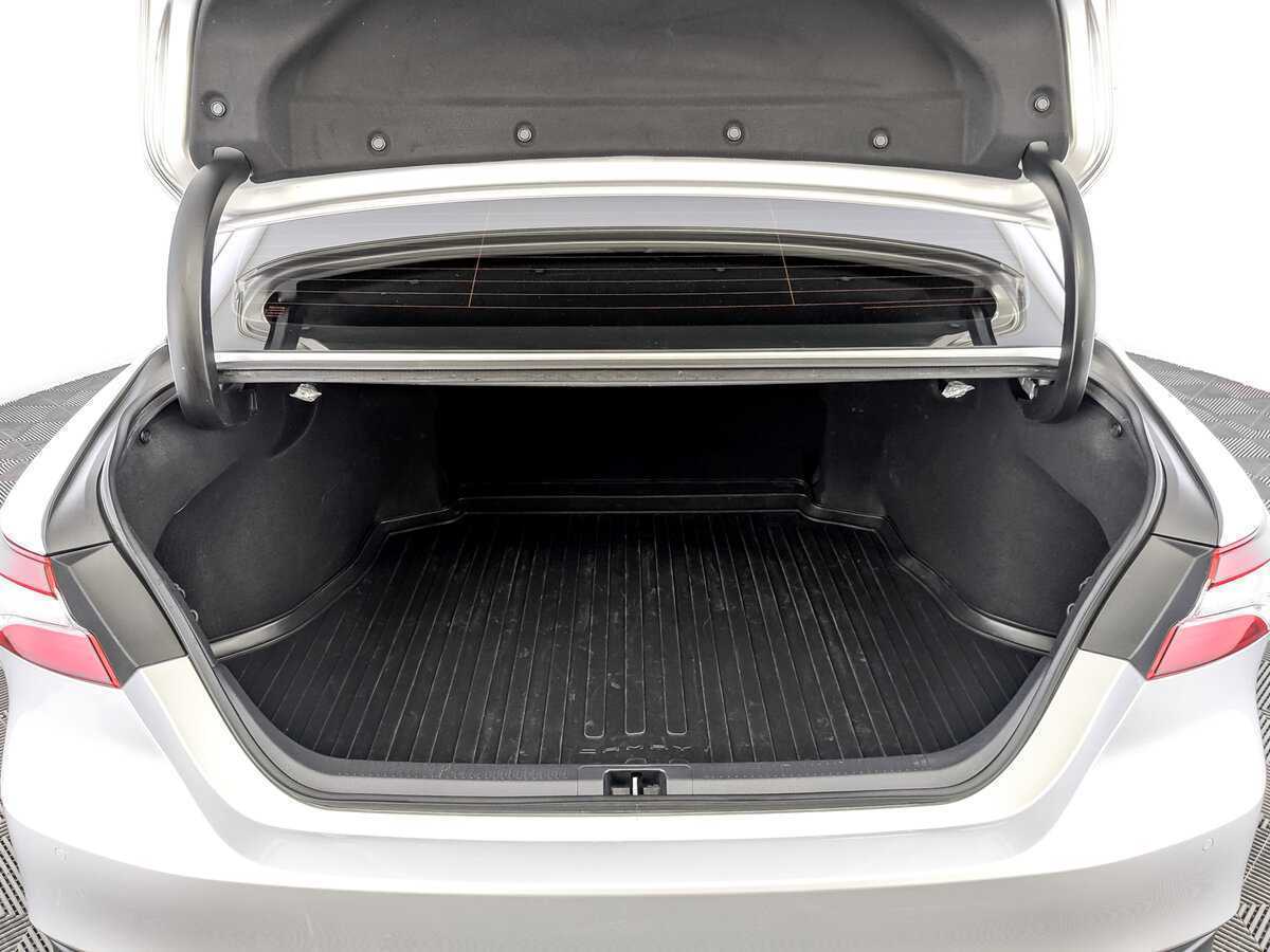 Купить Toyota Camry, 2019, 86 000 км.. Фото: #9