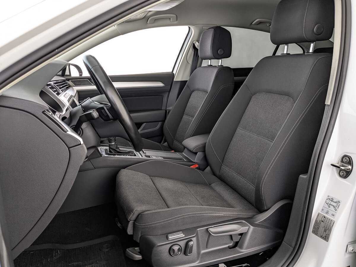 Купить Volkswagen Passat, 2019, 78 524 км.. Фото: #19