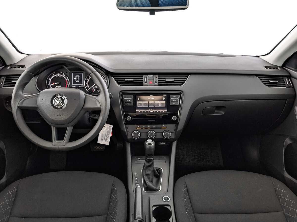 Купить Шкода Октавия, 2019, 79 692 км.. Фото: #11