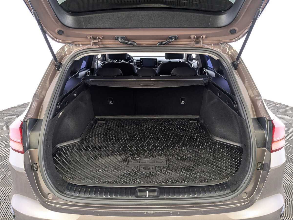 Купить Kia Ceed, 2021, 59 333 км.. Фото: #9