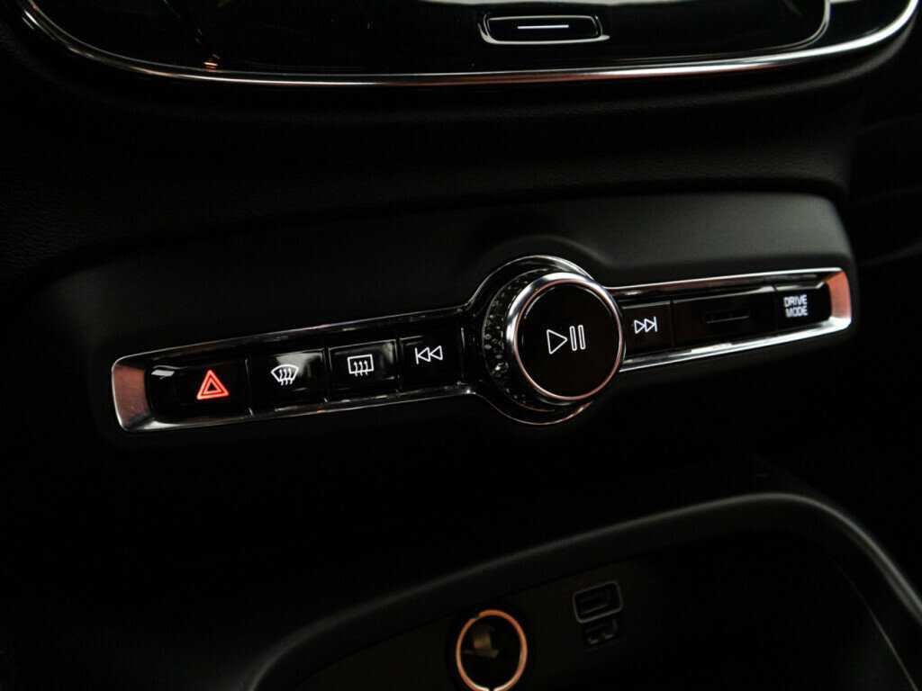 Купить Volvo XC40, 2018, 112 711 км.. Фото: #20
