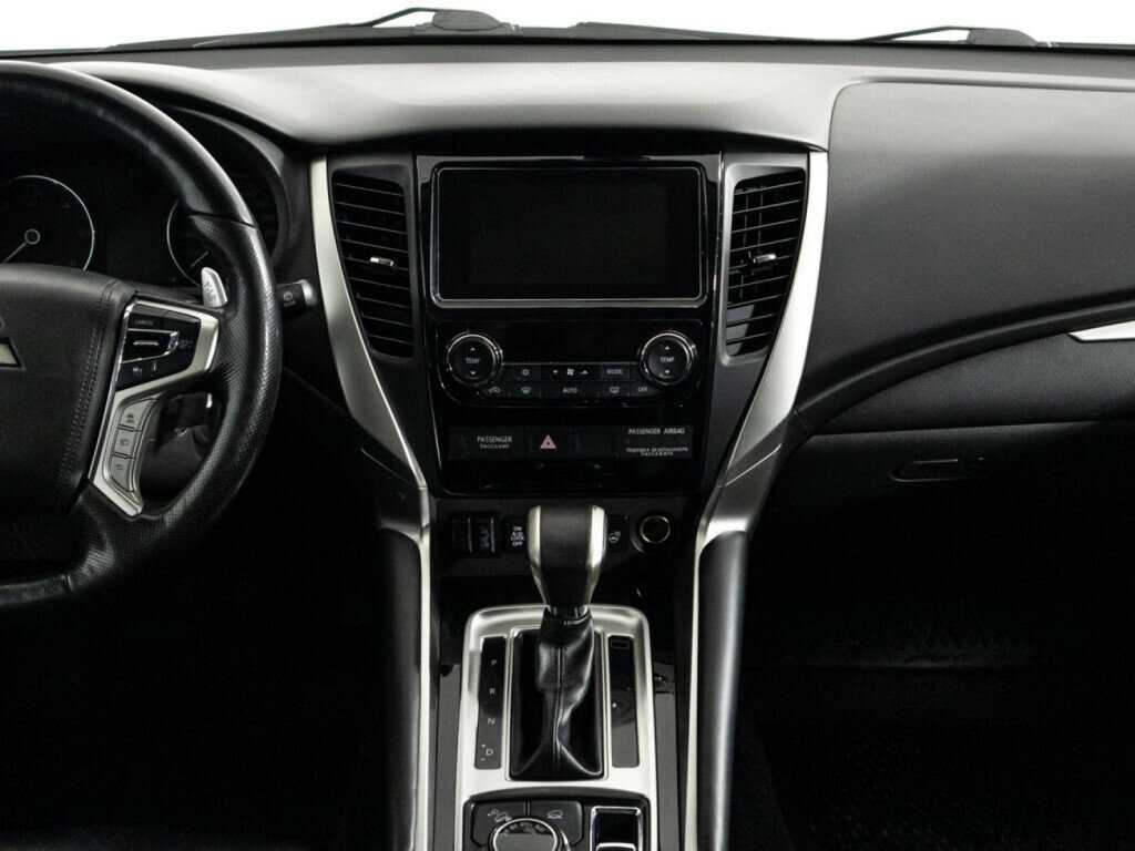 Купить Mitsubishi Pajero Sport, 2018, 99 701 км.. Фото: #13