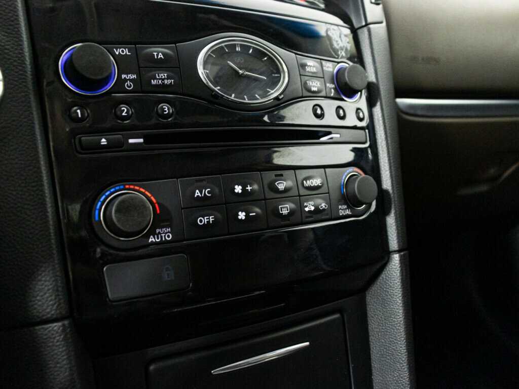 Купить Infiniti FX, 2013, 125 404 км.. Фото: #18