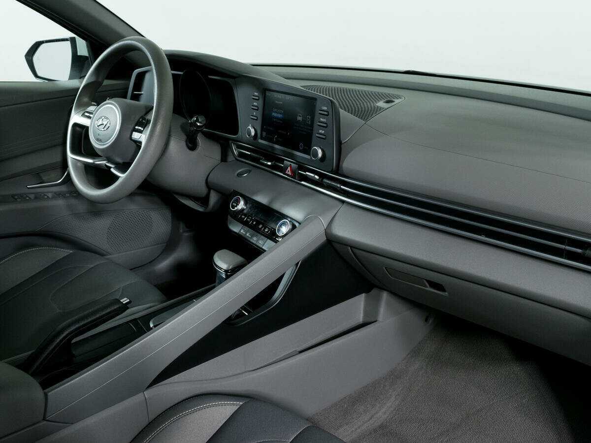 Купить Hyundai Elantra, 2021, 43 735 км.. Фото: #6