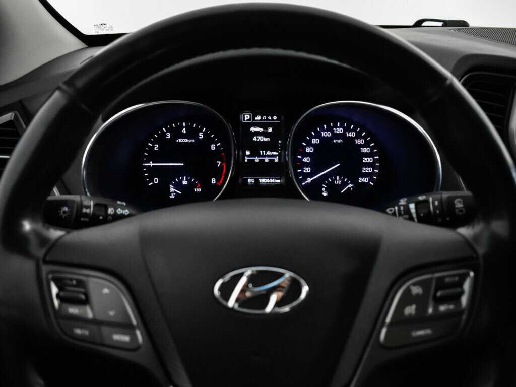 Купить Hyundai Santa Fe, 2017, 180 403 км.. Фото: #10
