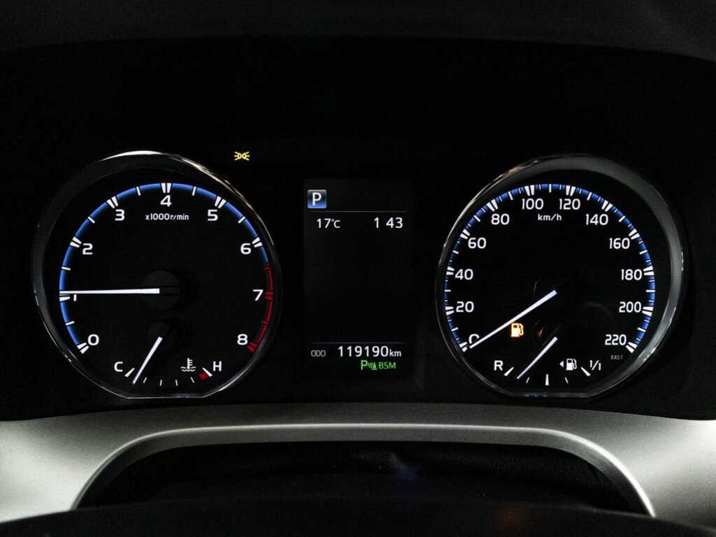 Купить Toyota RAV4, 2017, 119 187 км.. Фото: #11