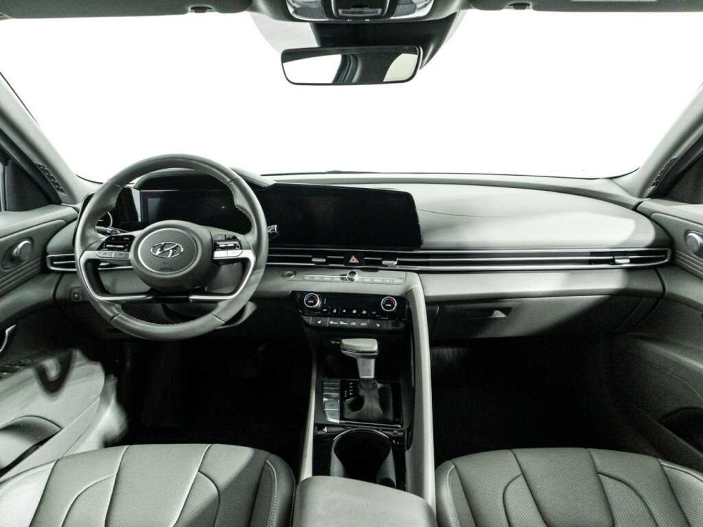 Купить Hyundai Elantra, 2021, 38 804 км.. Фото: #12