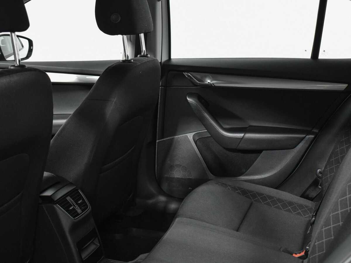 Купить Шкода Октавия, 2019, 54 182 км.. Фото: #10