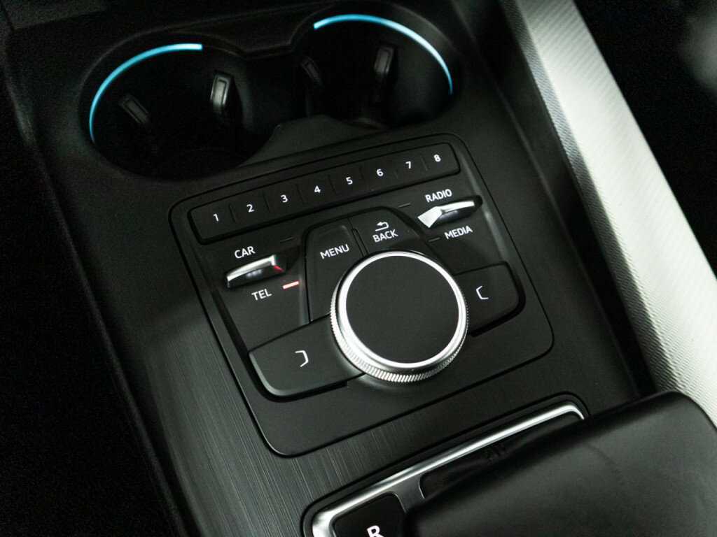 Купить Audi A4, 2019, 110 921 км.. Фото: #17