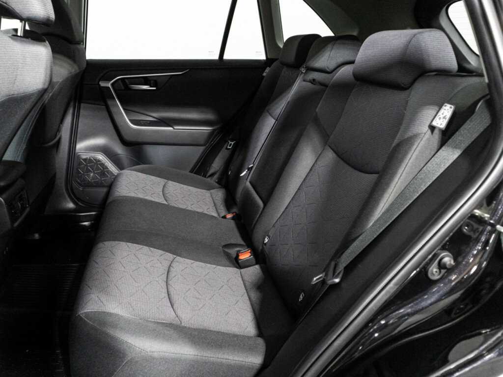 Купить Toyota RAV4, 2020, 129 776 км.. Фото: #9