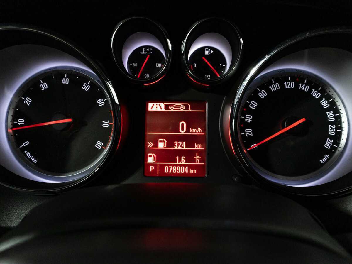 Купить Опель Астра, 2014, 78 900 км.. Фото: #11