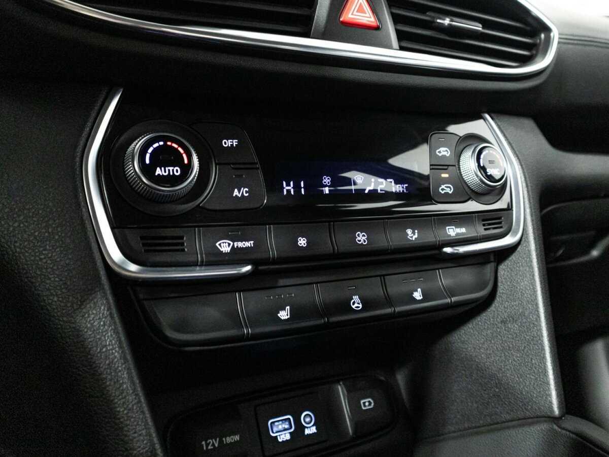 Купить Hyundai Santa Fe, 2019, 144 479 км.. Фото: #14
