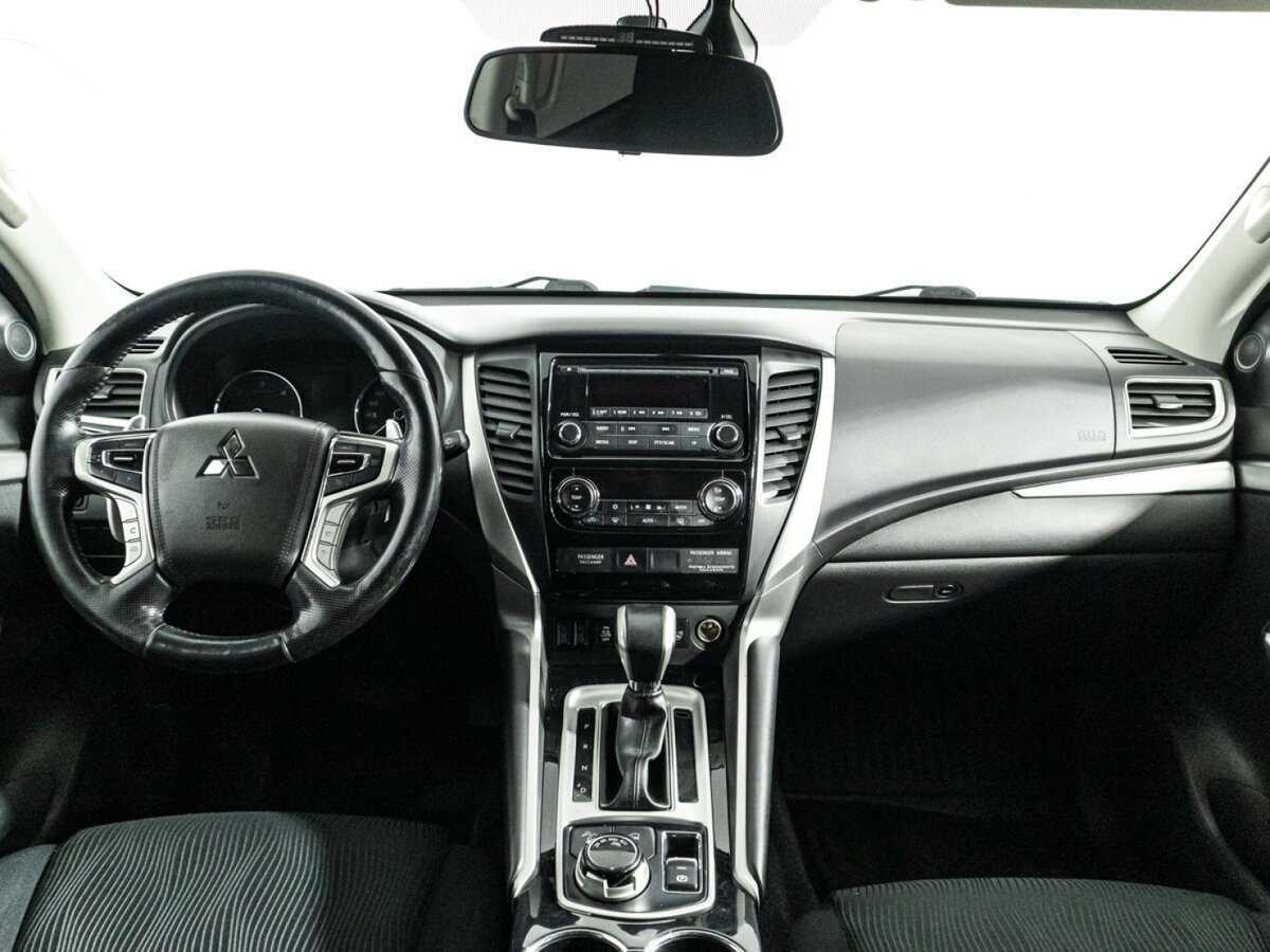 Купить Mitsubishi Pajero Sport, 2018, 133 287 км.. Фото: #12