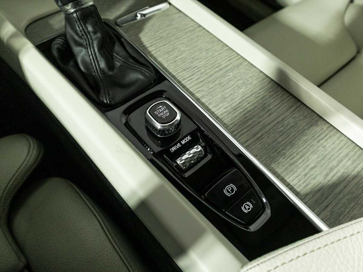 Купить Volvo XC60, 2018, 111 000 км.. Фото: #20