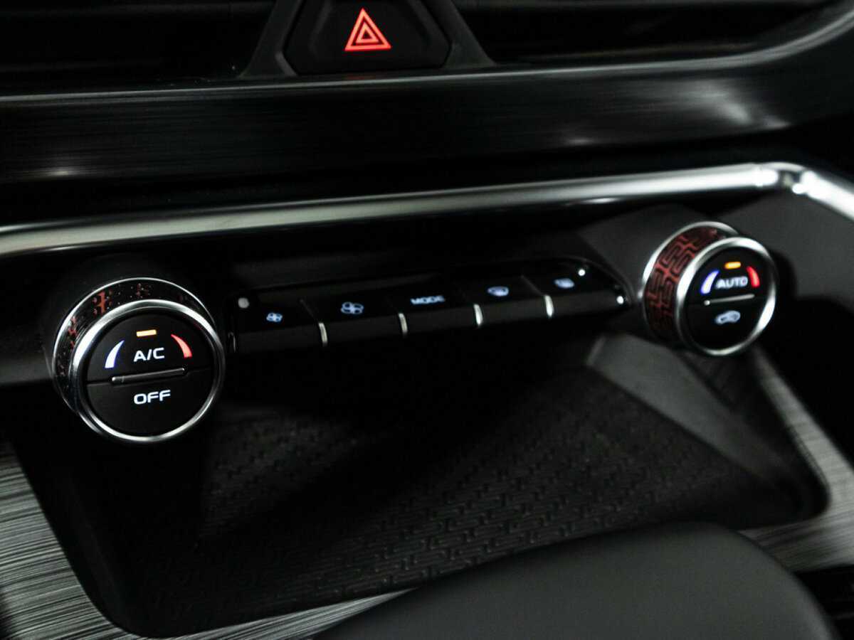 Купить Geely Tugella, 2023, 59 184 км.. Фото: #14