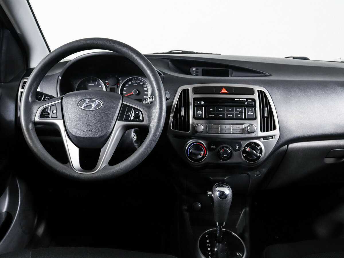 Купить Hyundai i20, 2012, 160 136 км.. Фото: #8