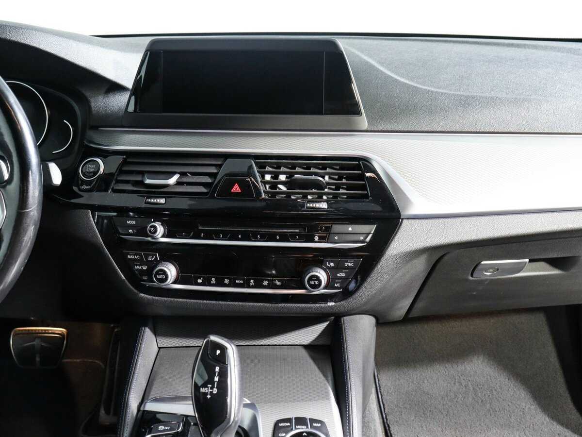 Купить BMW 5 серии, 2018, 95 057 км.. Фото: #8