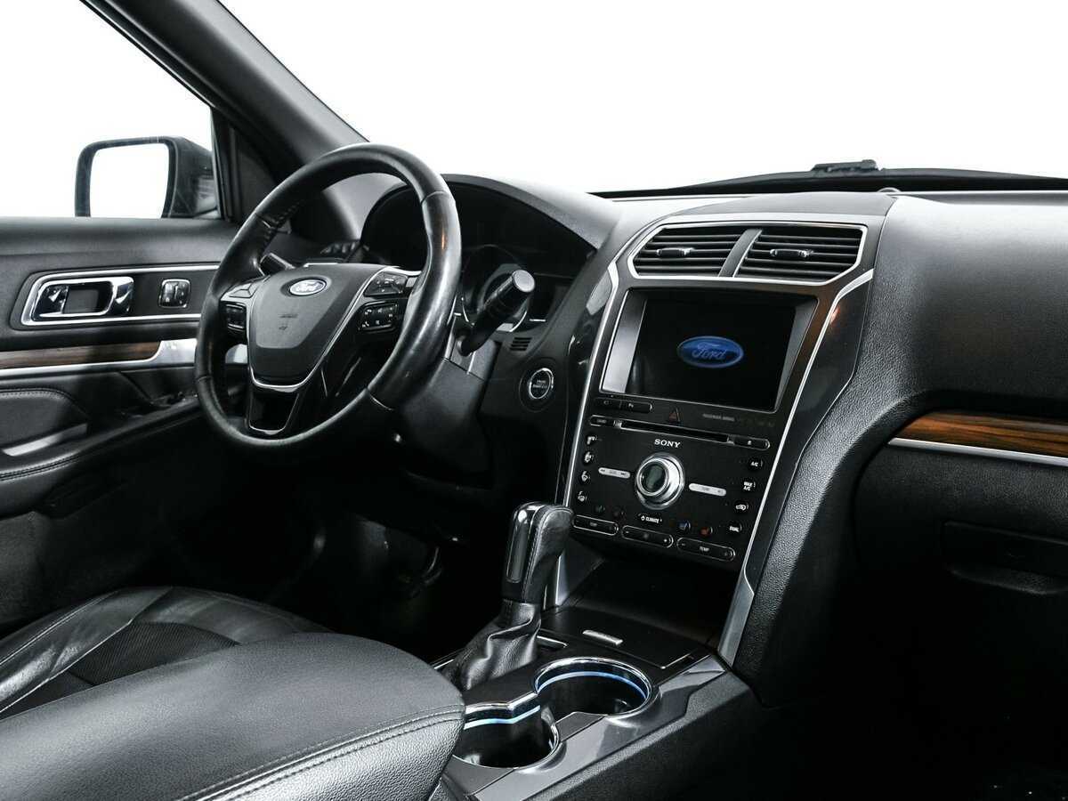 Купить Ford Explorer, 2016, 124 598 км.. Фото: #6
