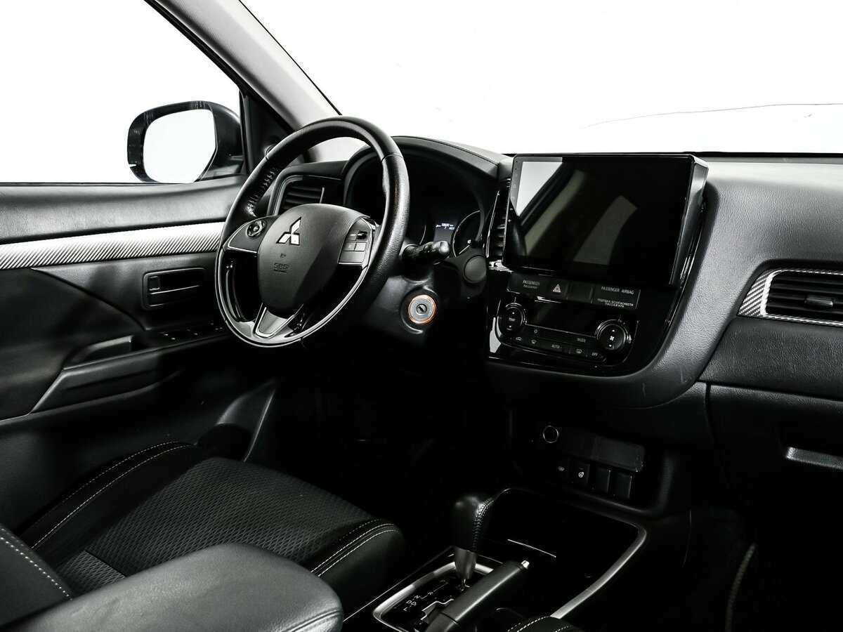 Купить Mitsubishi Outlander, 2018, 81 601 км.. Фото: #8