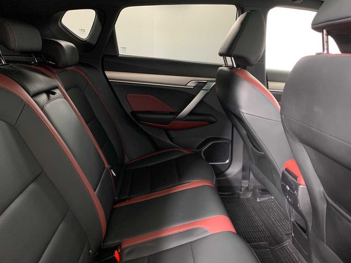 Купить Джили Кулрэй, 2020, 66 652 км.. Фото: #17