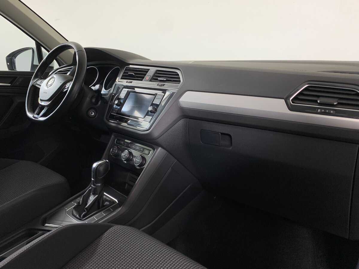 Купить Volkswagen Tiguan, 2018, 76 673 км.. Фото: #13